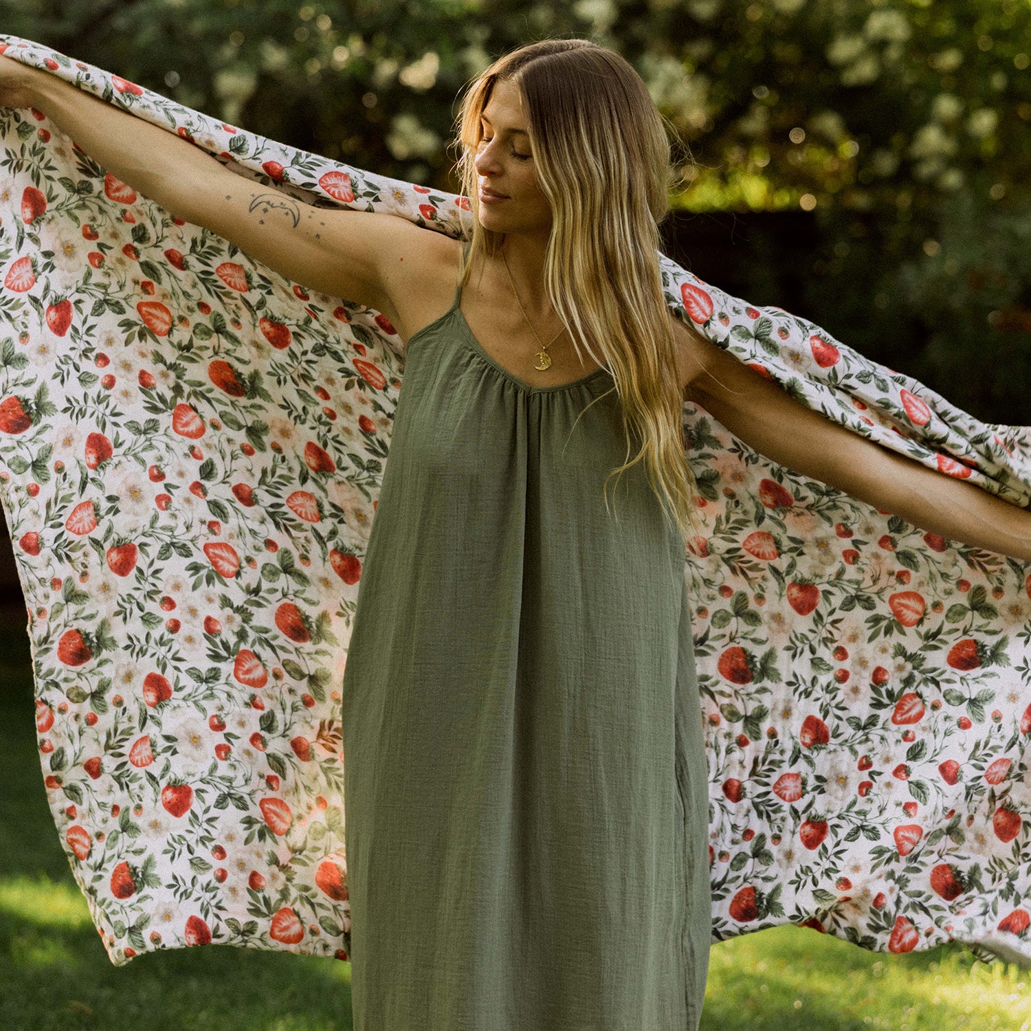 Strawberry Fields Muslin Cotton Throw Blanket