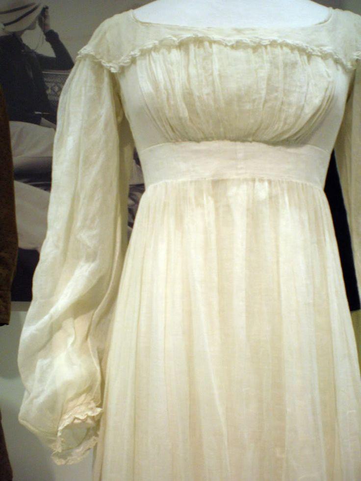The Fabric That Traveled the World: Muslin Cotton Through Time