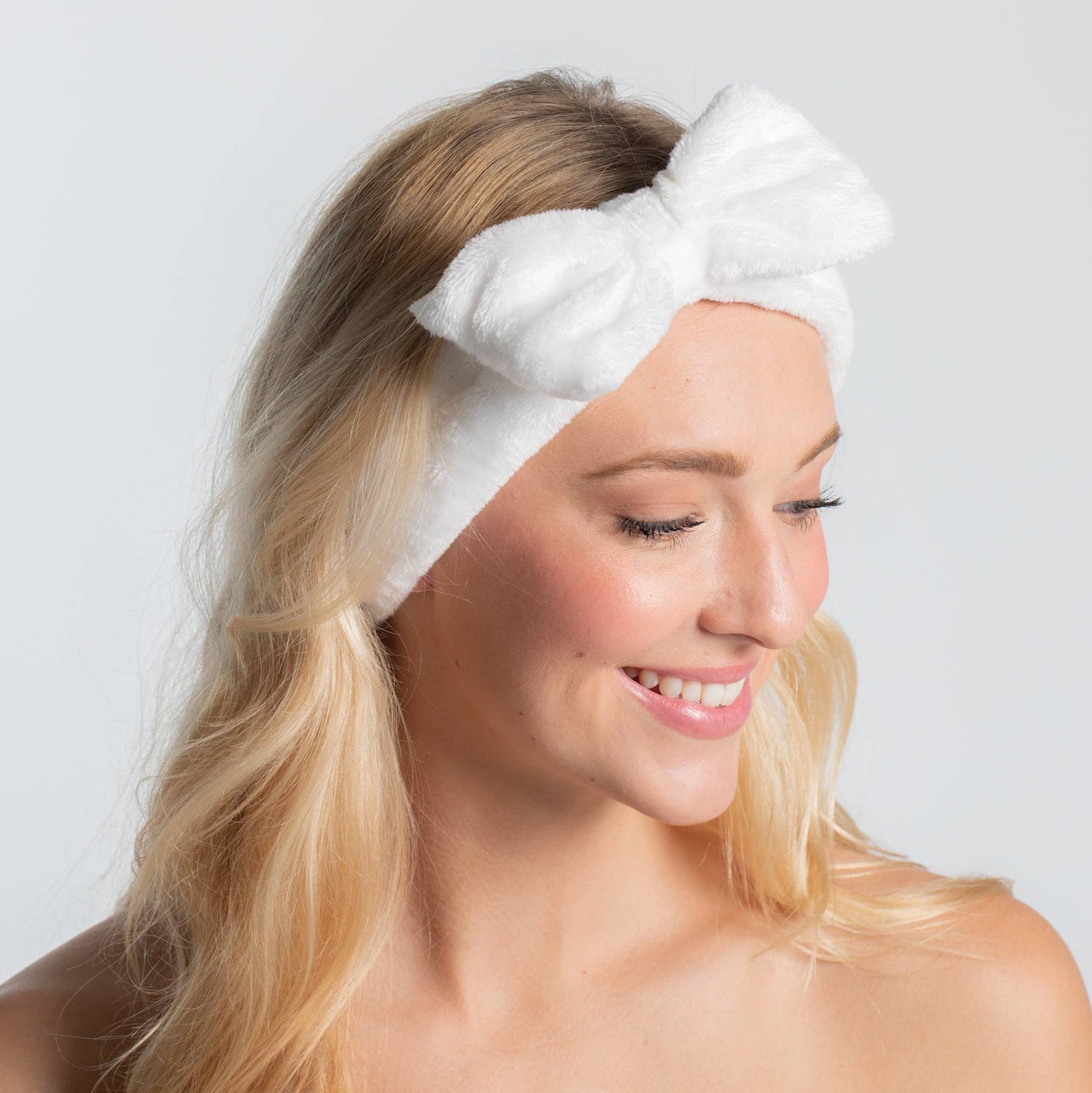 Plush Bow Spa Headband - White