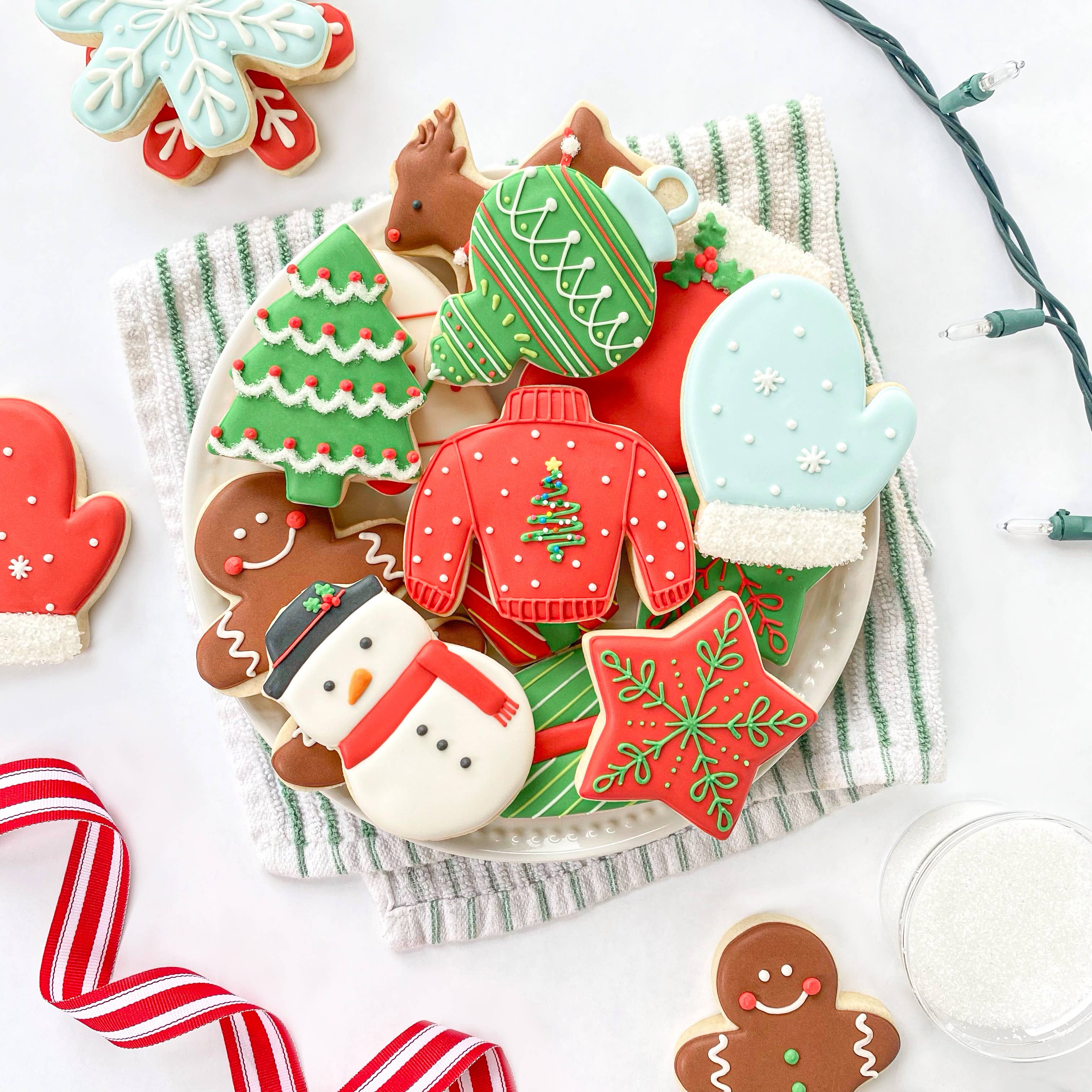 Deluxe Holiday Cookie Decorating Set