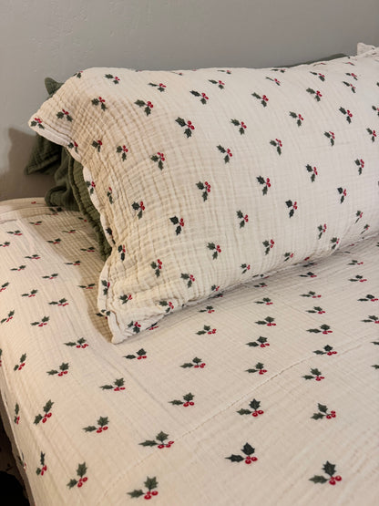 King Muslin Cotton Pillow Shams (Set of 2) - Vintage Holly