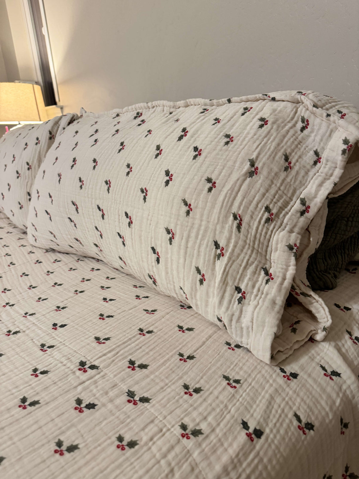 King Muslin Cotton Pillow Shams (Set of 2) - Vintage Holly