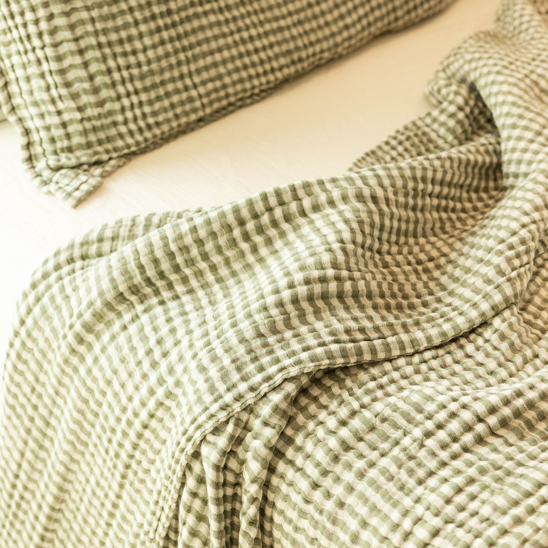 Ultra-Lightweight 6-Layer Muslin Blanket - Gingham