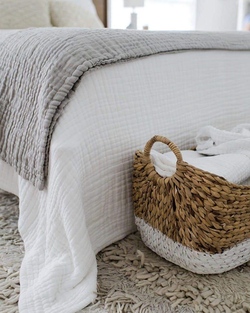 Muslin bed online throw