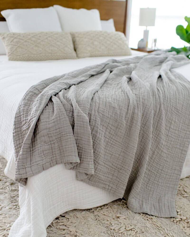 The breathable, oversized temperature-regulating 365 Blanket Company –  Muslin Comfort